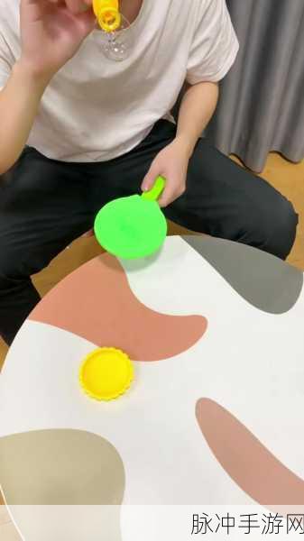 开心粘粘球,小球大冒险,休闲解压新选择!
