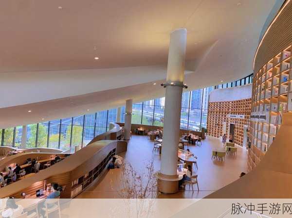 34大但人文艺术 15:当然可以!以下是基于“34大但人文艺术”的主题,扩展出的10个新