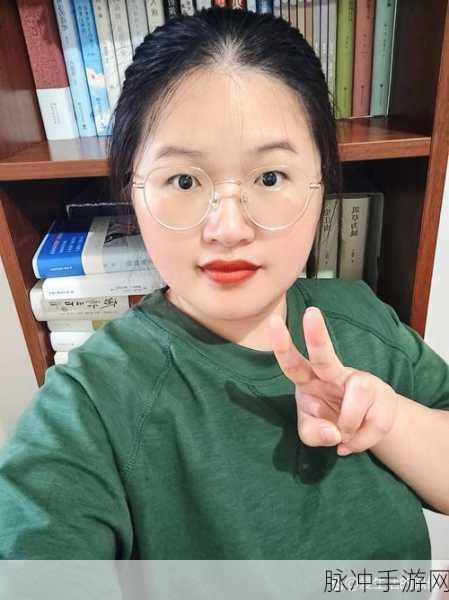 男女之间的唏唏哩哩图片真人：1. 男女之间的微妙关系：唏唏哩哩中的甜蜜与尴尬