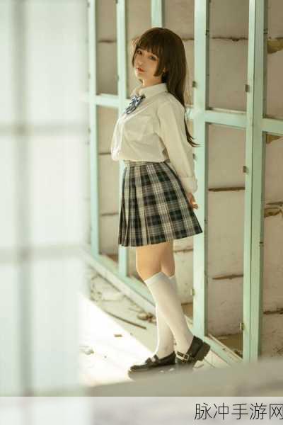 黑料反差婊真实热门:1. “黑料反差婊揭秘:她是如何逆袭成网红的?”