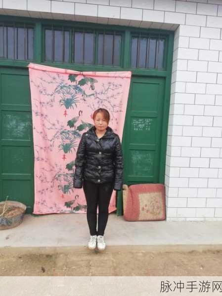男人和女人一起生猴子:1. 男女携手共育新生命,迎接未来的希望