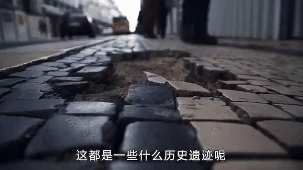 混乱小镇bug:1. 《混乱小镇:神秘遗迹与隐藏的秘密