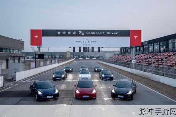 特斯拉、字节巨头跨界，千亿小众赛道手游掀起新风暴