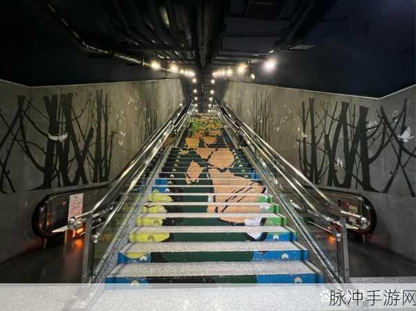 人群楼梯坠落来袭，3D休闲新体验，挑战你的心跳极限